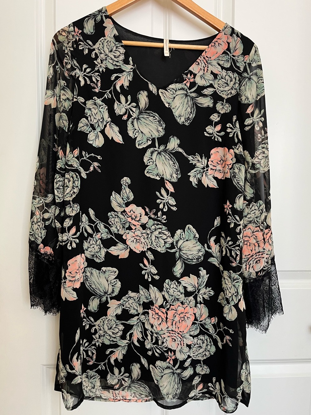 Black Floral V-Neck Women's Dress with Lace sleeves